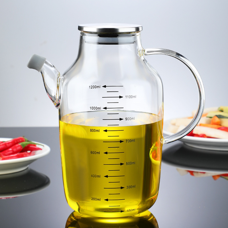 Adakah botol minyak kaca mudah dibersihkan?